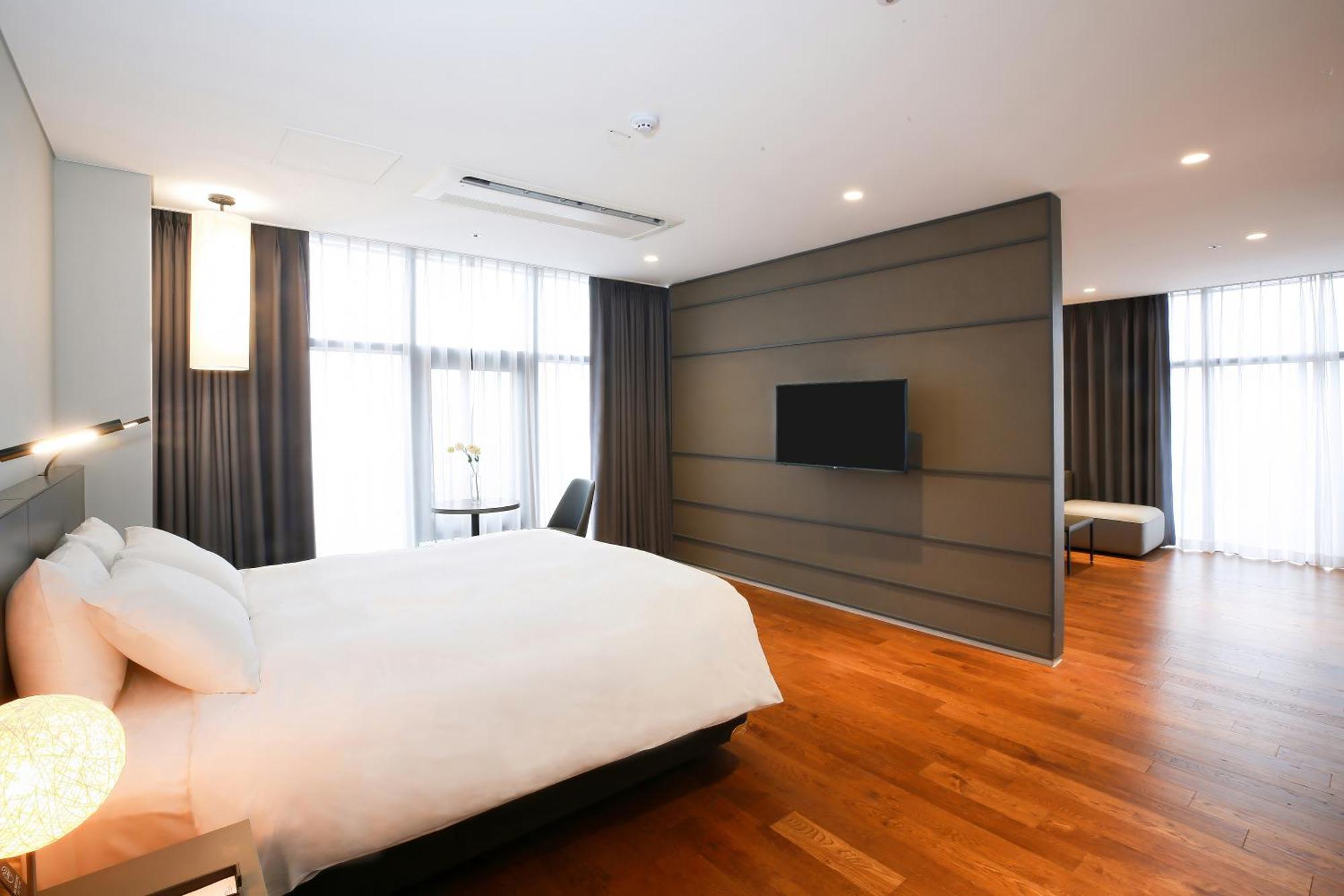 Westernlife Hotel Iksan Oda fotoğraf